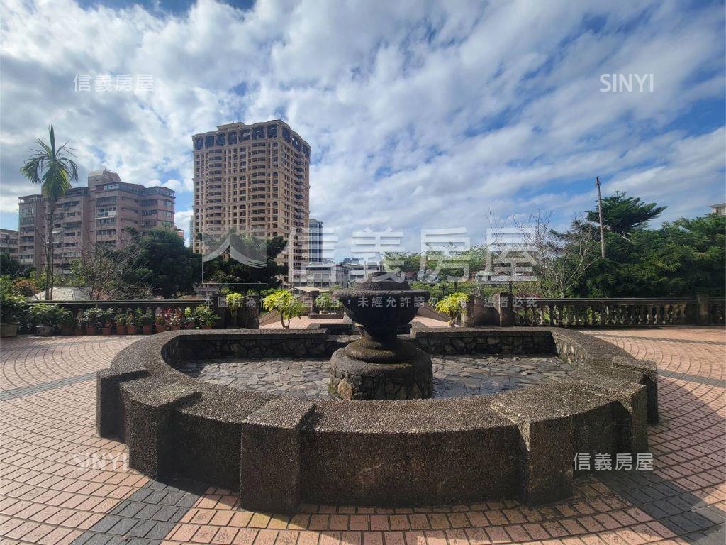 羅馬山莊大套房房屋室內格局與周邊環境