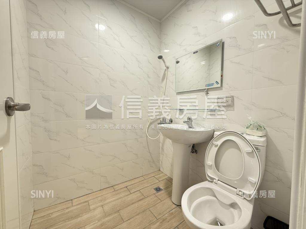 忠明路大坪數四房空間房屋室內格局與周邊環境