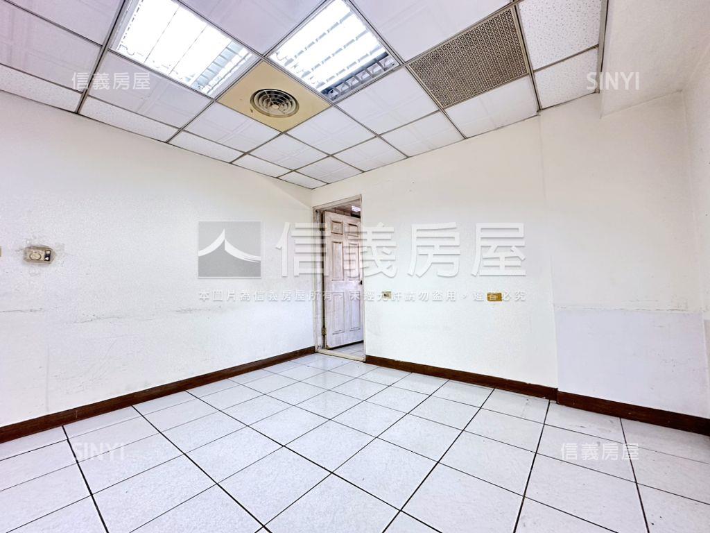 南屯大聚首選龍邦富邑房屋室內格局與周邊環境