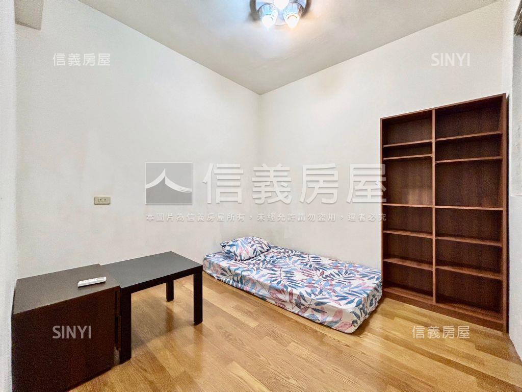 春福新天母三房坡平車位房屋室內格局與周邊環境