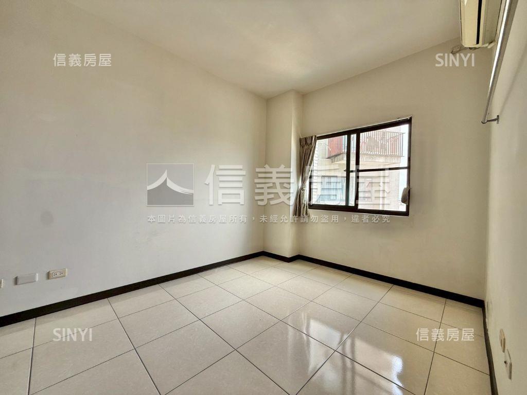 摩登高第挑高採光戶房屋室內格局與周邊環境