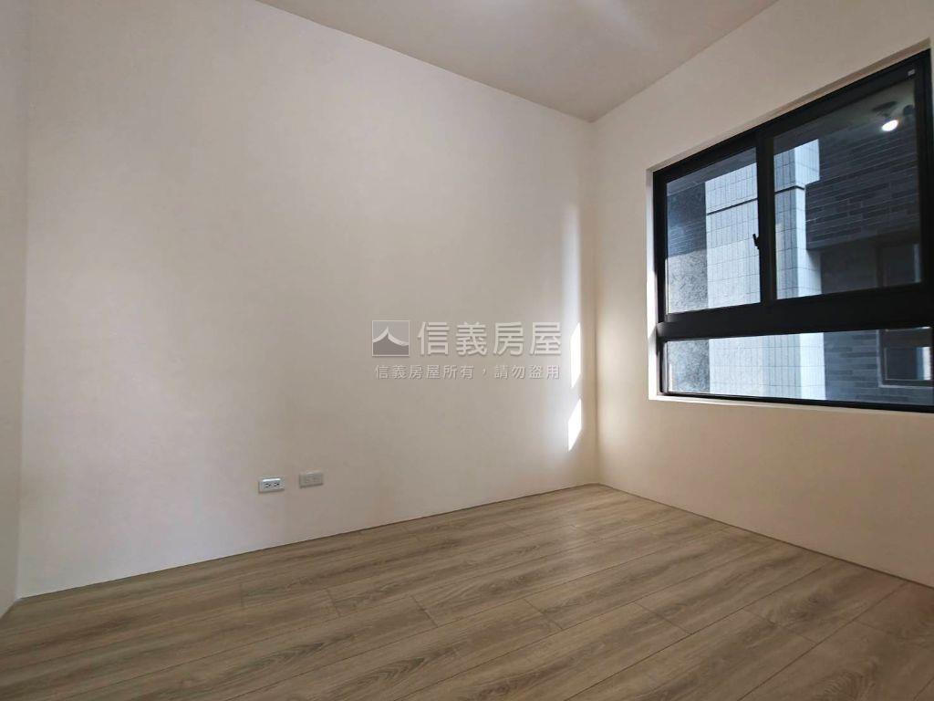 近中山醫全新三房平車房屋室內格局與周邊環境