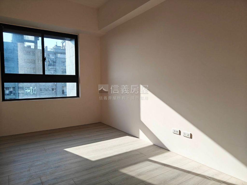近中山醫全新三房平車房屋室內格局與周邊環境