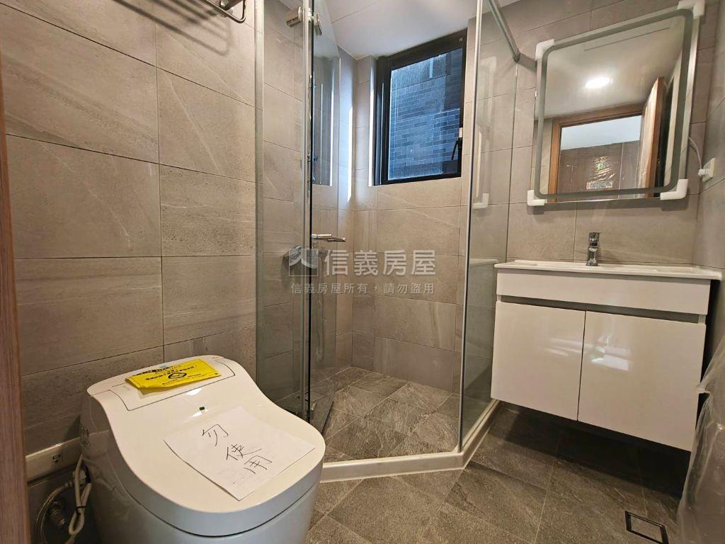 近中山醫全新三房平車房屋室內格局與周邊環境