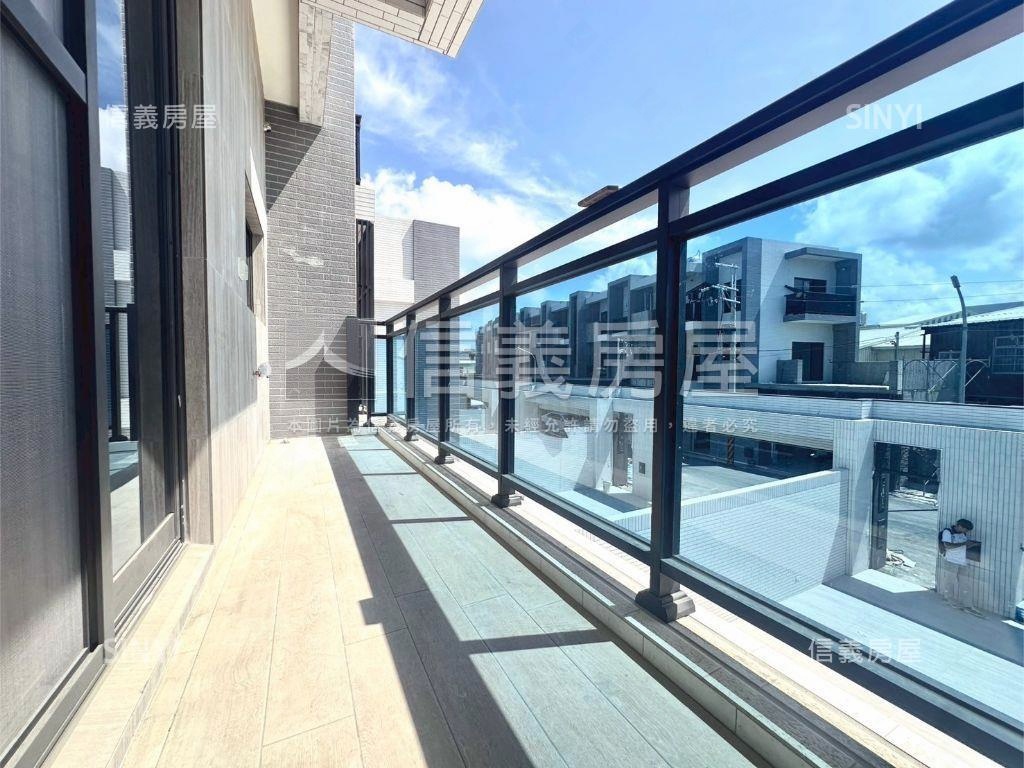 安南大面寬電梯車墅房屋室內格局與周邊環境