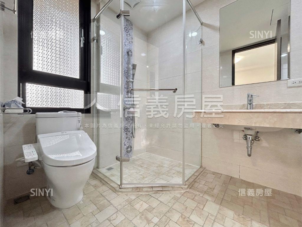 大學漾。朝西南視野四房房屋室內格局與周邊環境