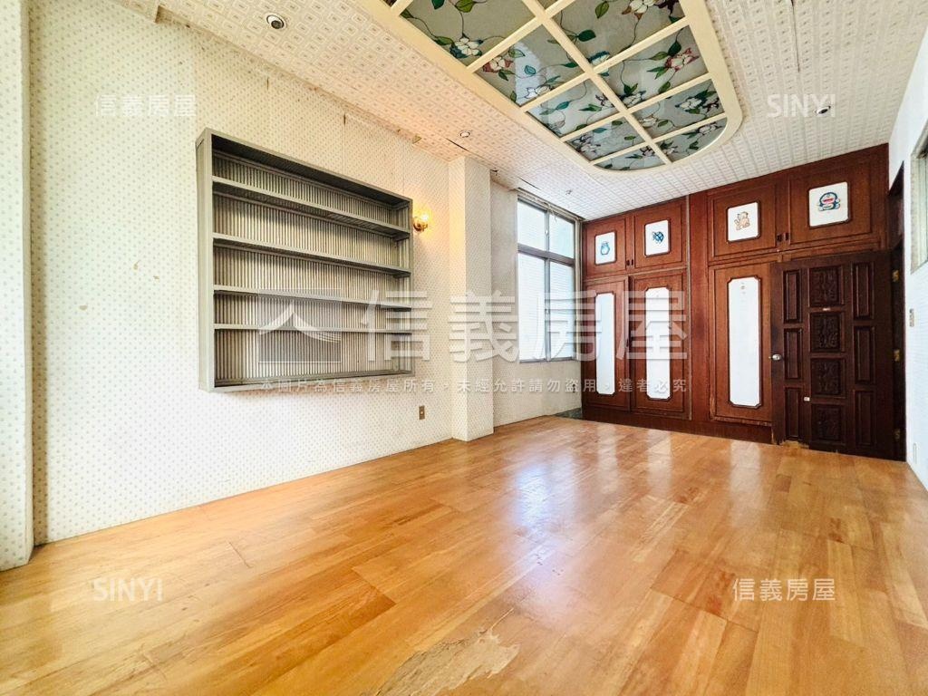 國華街商業地｜雙城區店面房屋室內格局與周邊環境