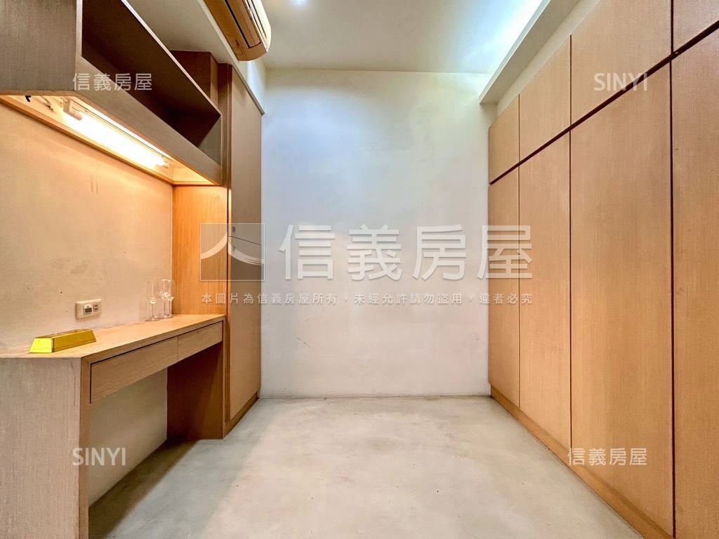 台場町高樓景觀二房車位房屋室內格局與周邊環境