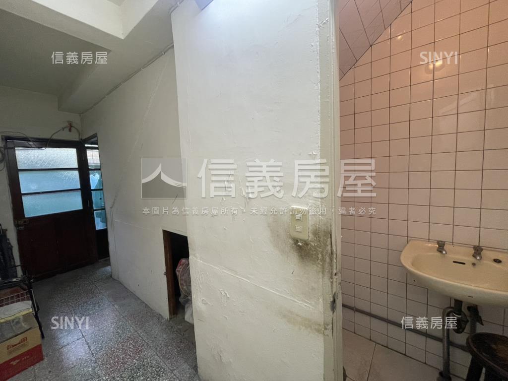 永吉路透天房屋室內格局與周邊環境