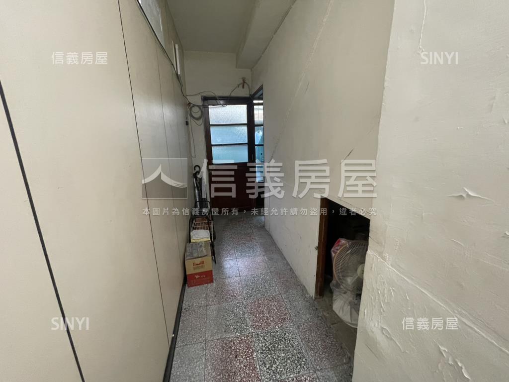 永吉路透天房屋室內格局與周邊環境