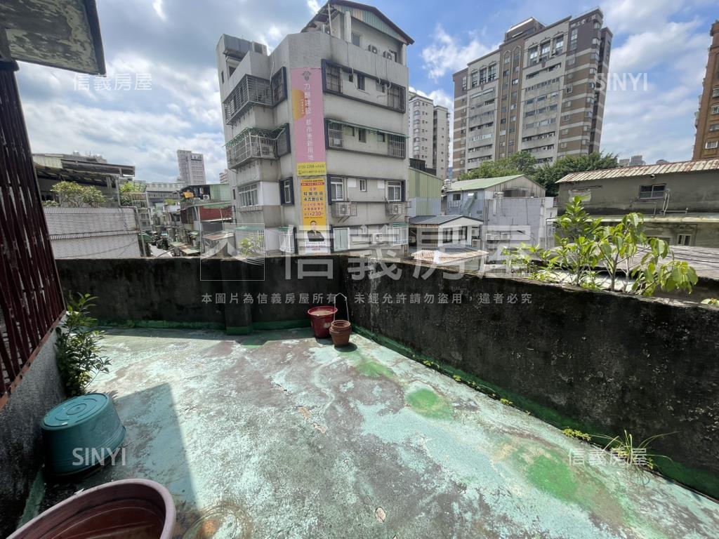 永吉路透天房屋室內格局與周邊環境