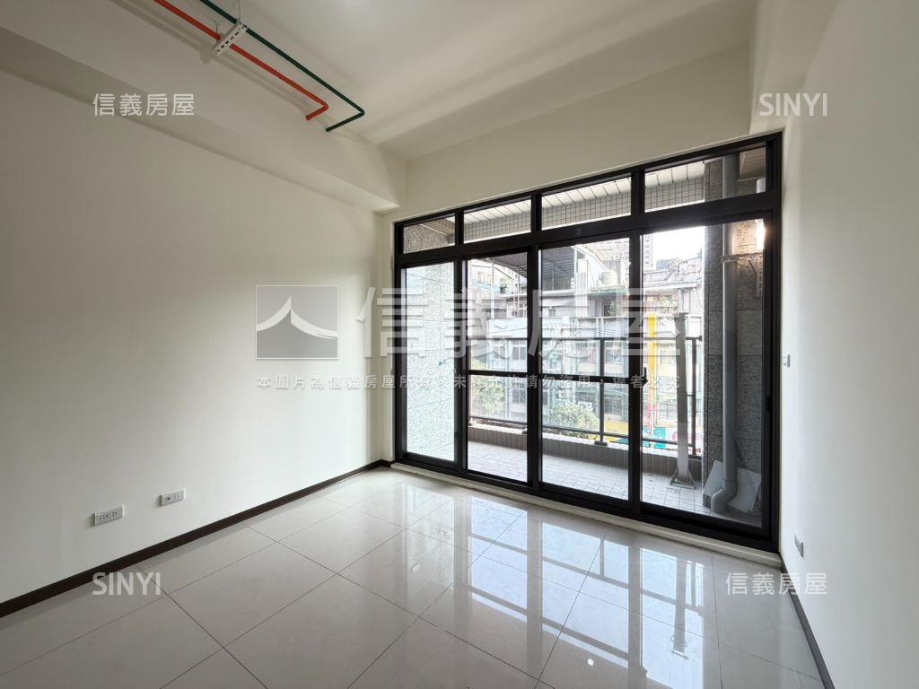 頂溪捷運✦詠大賞稀有三房房屋室內格局與周邊環境