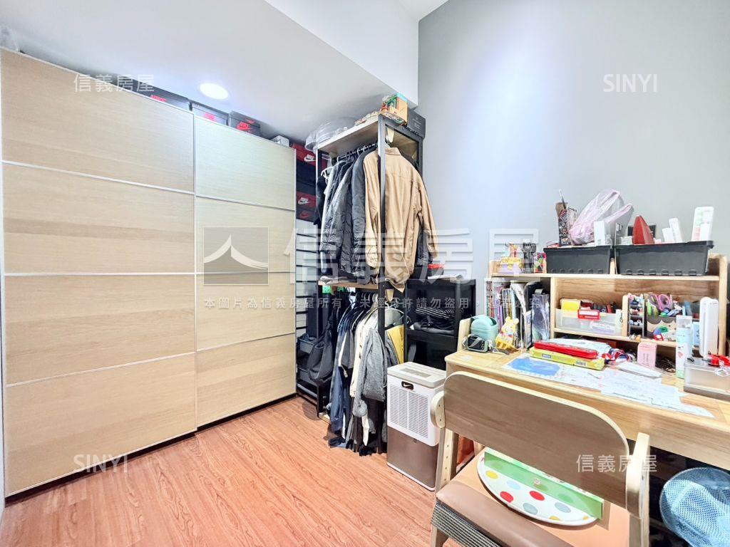 近捷運精美兩房房屋室內格局與周邊環境
