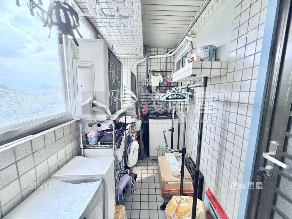 近捷運精美兩房房屋室內格局與周邊環境