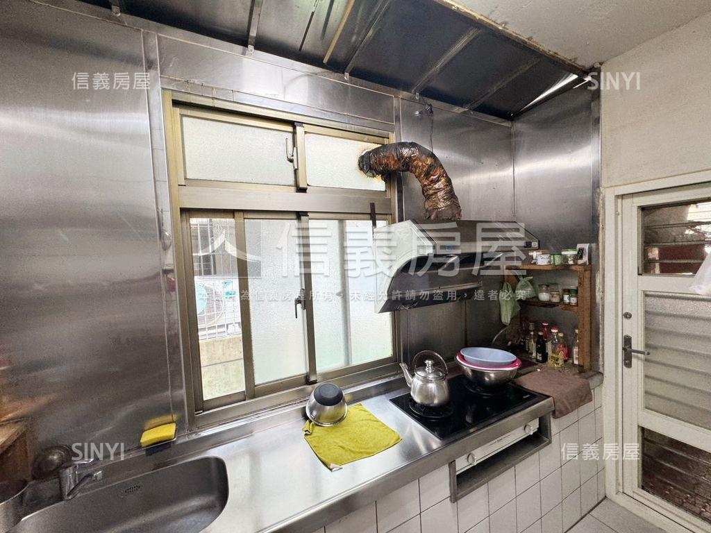 板新小宅當道房屋室內格局與周邊環境