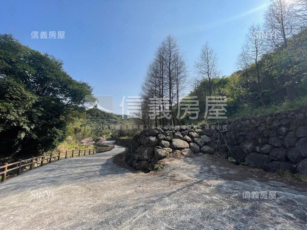 陽明山溪畔秘境土地珠寶盒房屋室內格局與周邊環境