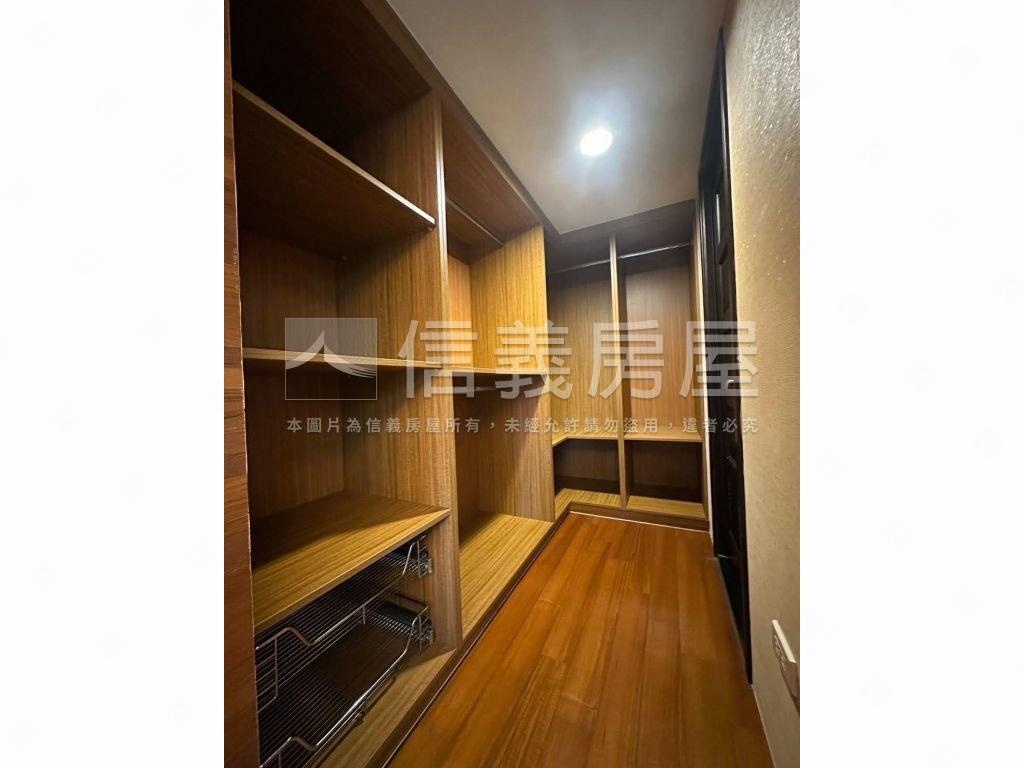鬧中取靜機能佳邊間套房房屋室內格局與周邊環境
