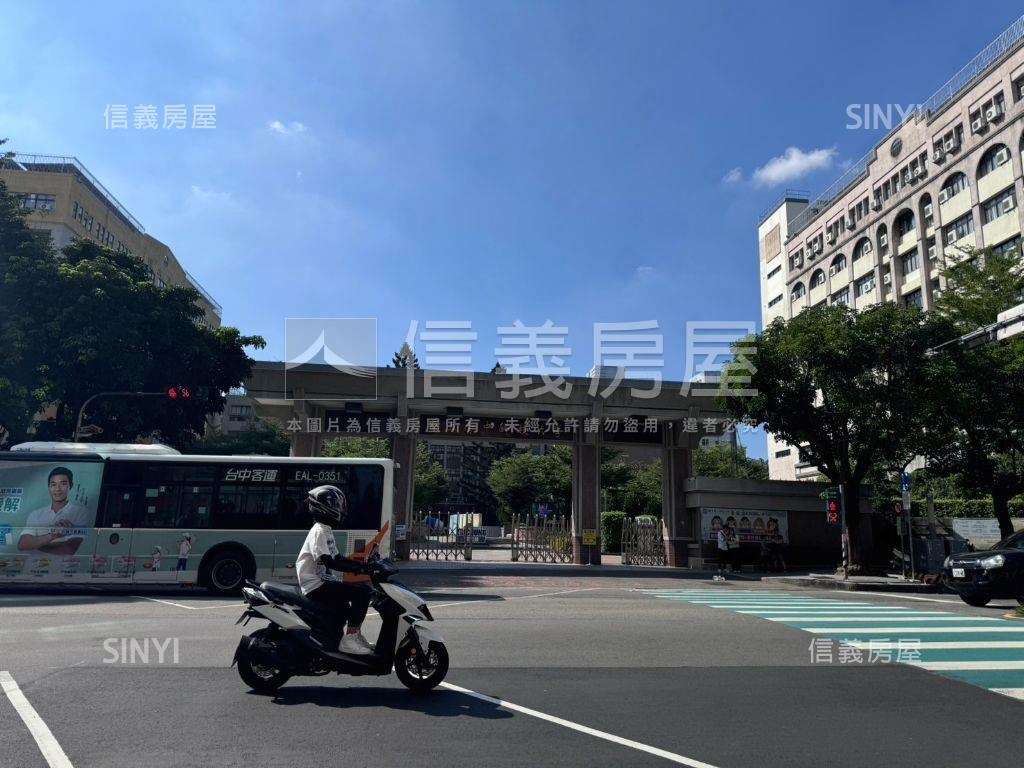 中國醫金雞母房屋室內格局與周邊環境