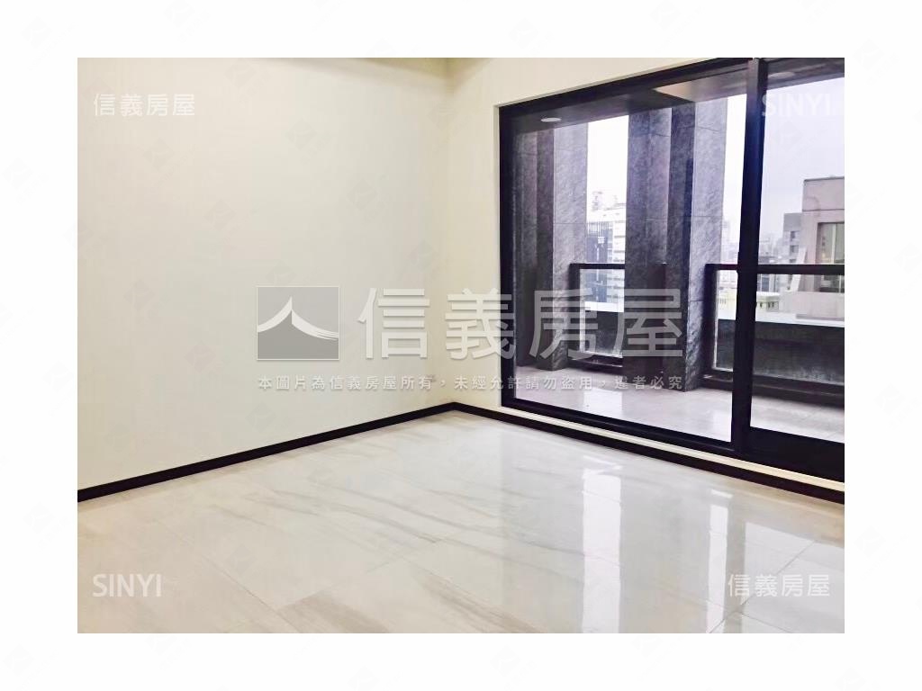 凱旋頂樓露臺大戶豪邸房屋室內格局與周邊環境