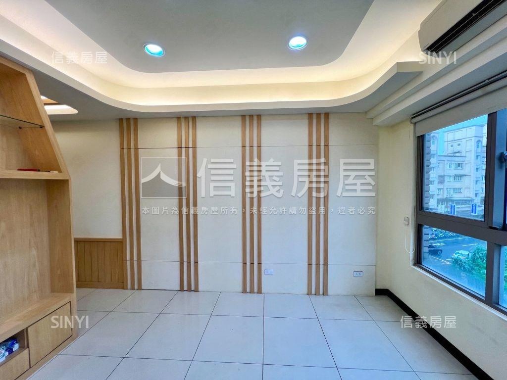 近文華國小ｌ耀捷境三房房屋室內格局與周邊環境
