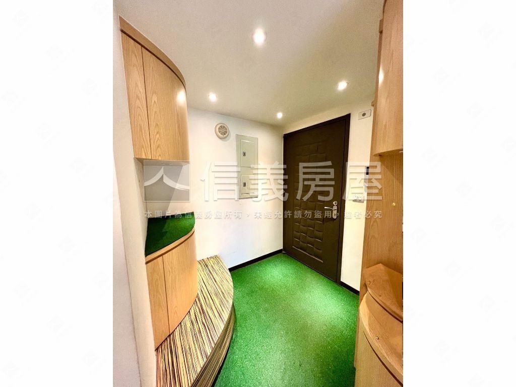 近文華國小ｌ耀捷境三房房屋室內格局與周邊環境