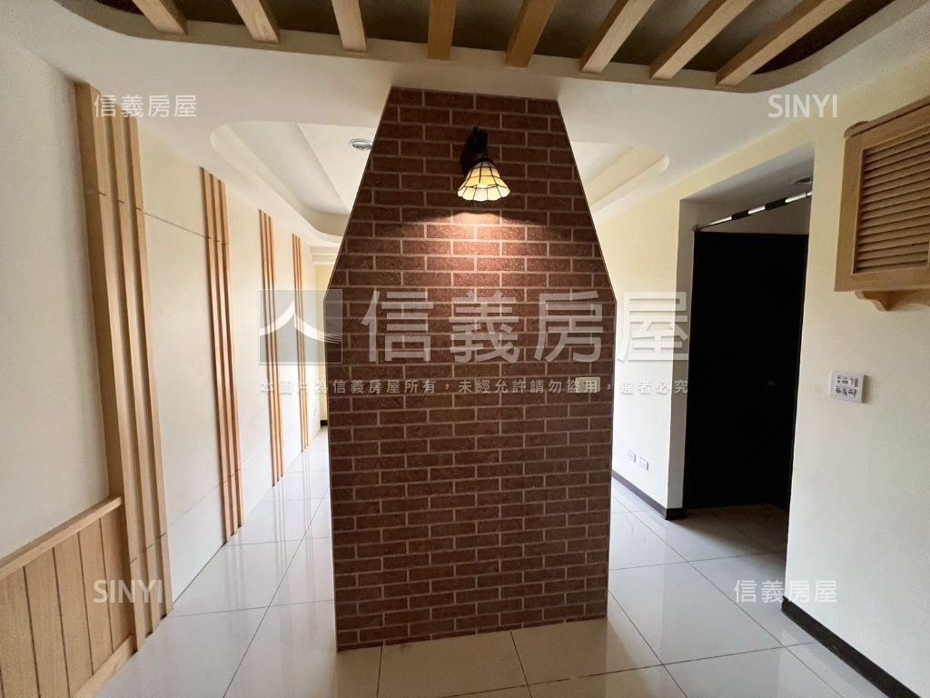 近文華國小ｌ耀捷境三房房屋室內格局與周邊環境