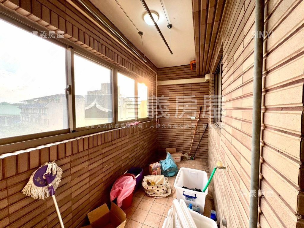 近文華國小ｌ耀捷境三房房屋室內格局與周邊環境