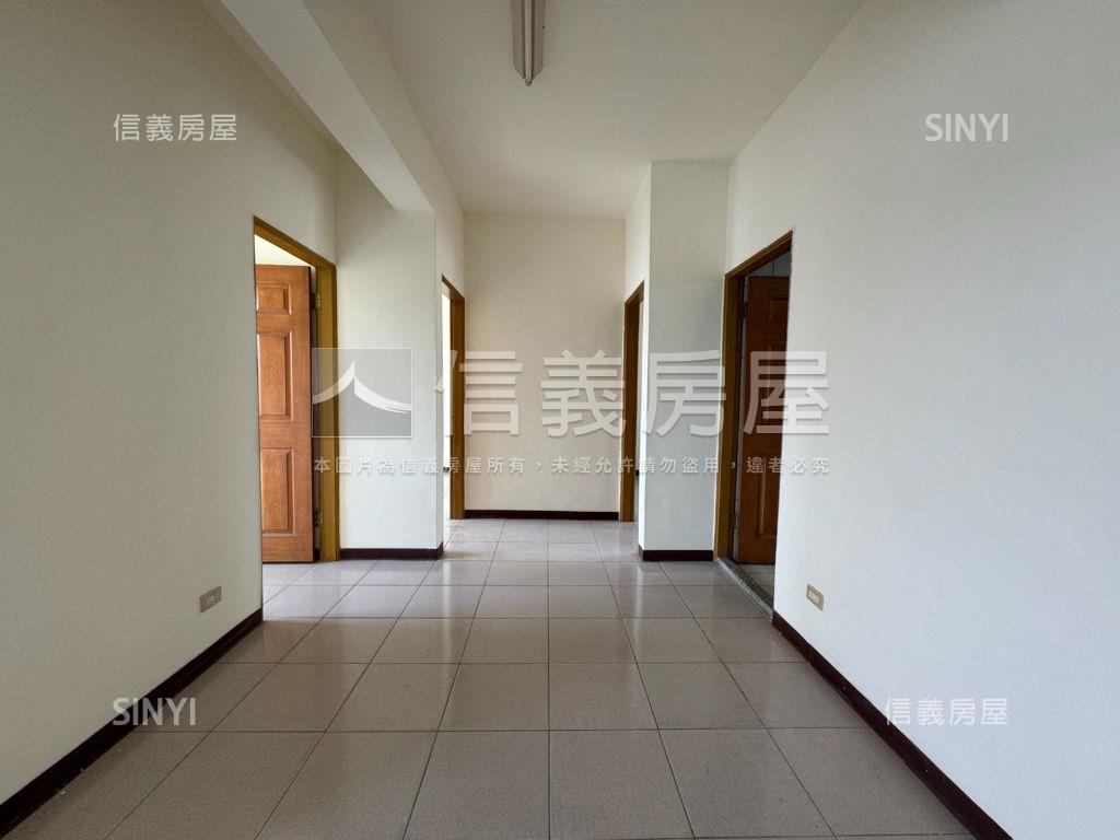 亞歷山大電梯三房次頂樓房屋室內格局與周邊環境
