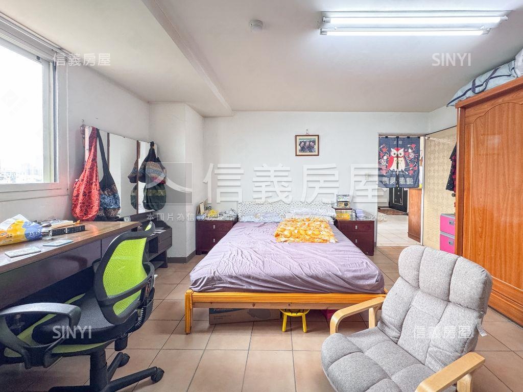 適首購英才面樹海三房房屋室內格局與周邊環境