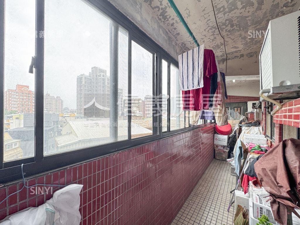 適首購英才面樹海三房房屋室內格局與周邊環境