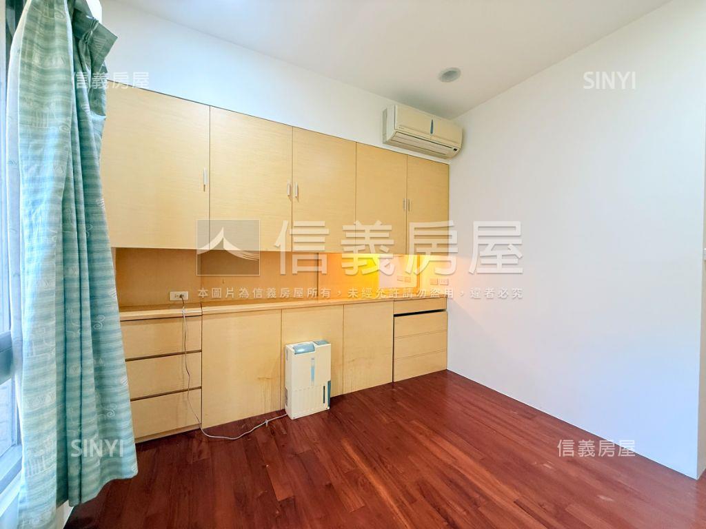 皇翔峇里島綠景２房房屋室內格局與周邊環境