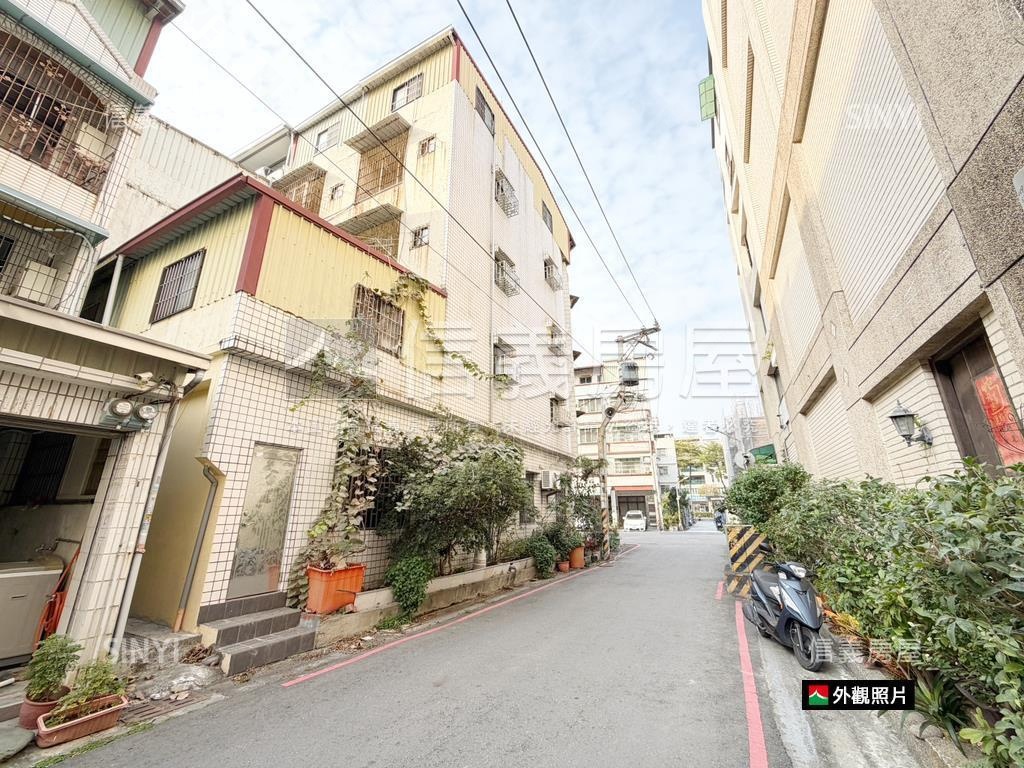 鼎山商圈．小邊間車庫透天房屋室內格局與周邊環境