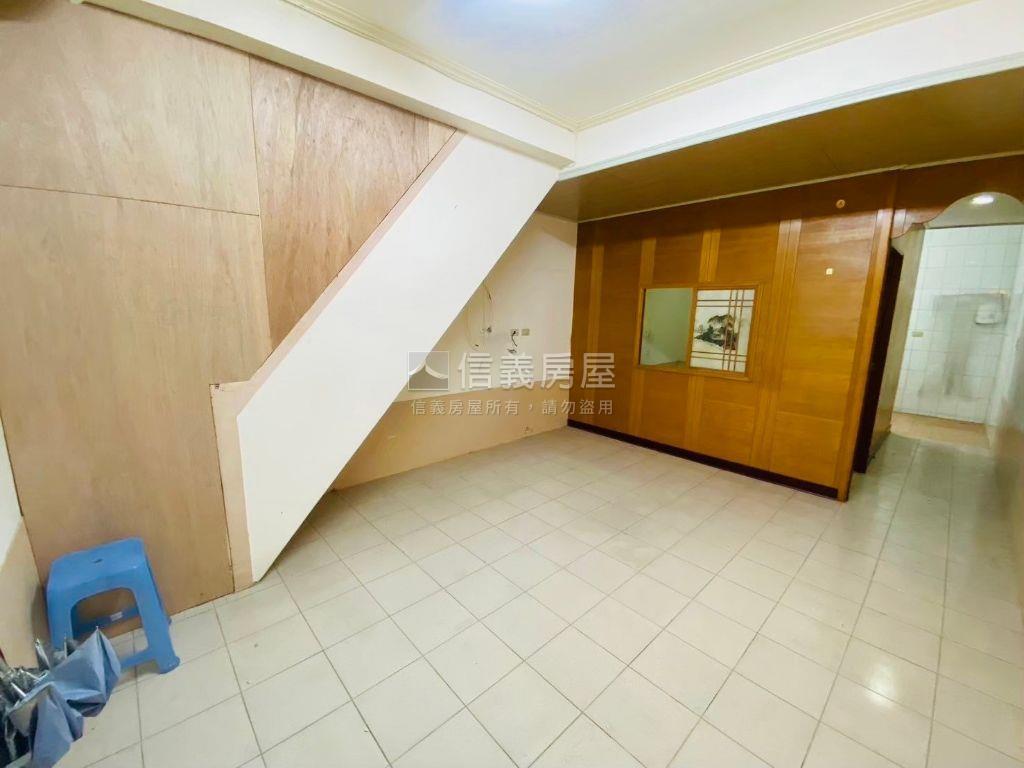 三光國小稀有低總價１樓房屋室內格局與周邊環境
