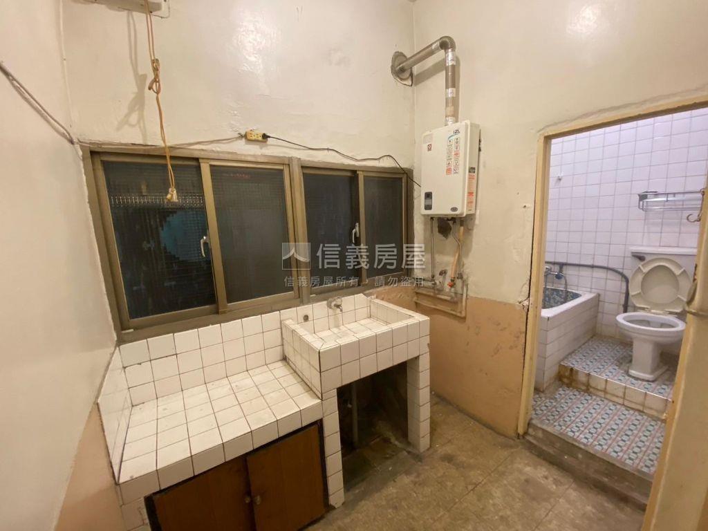 三光國小稀有低總價１樓房屋室內格局與周邊環境