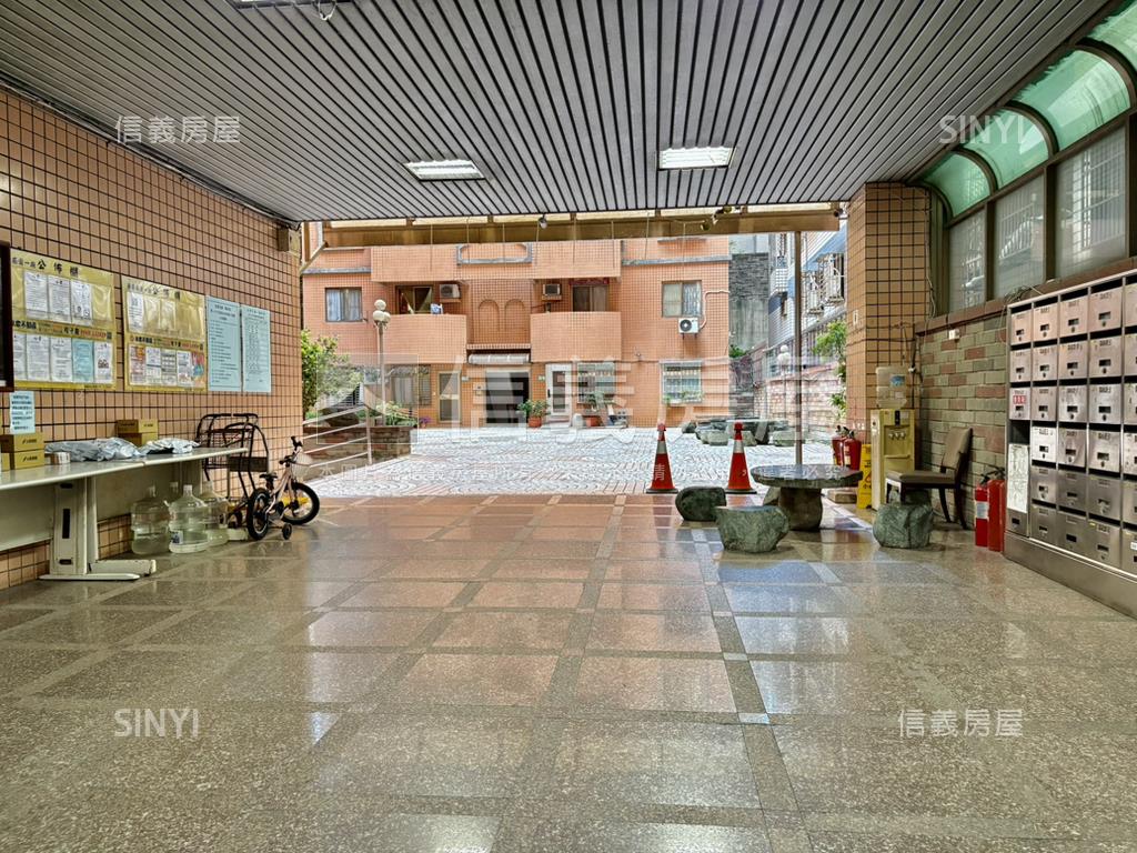 南崁低總價高樓２房房屋室內格局與周邊環境