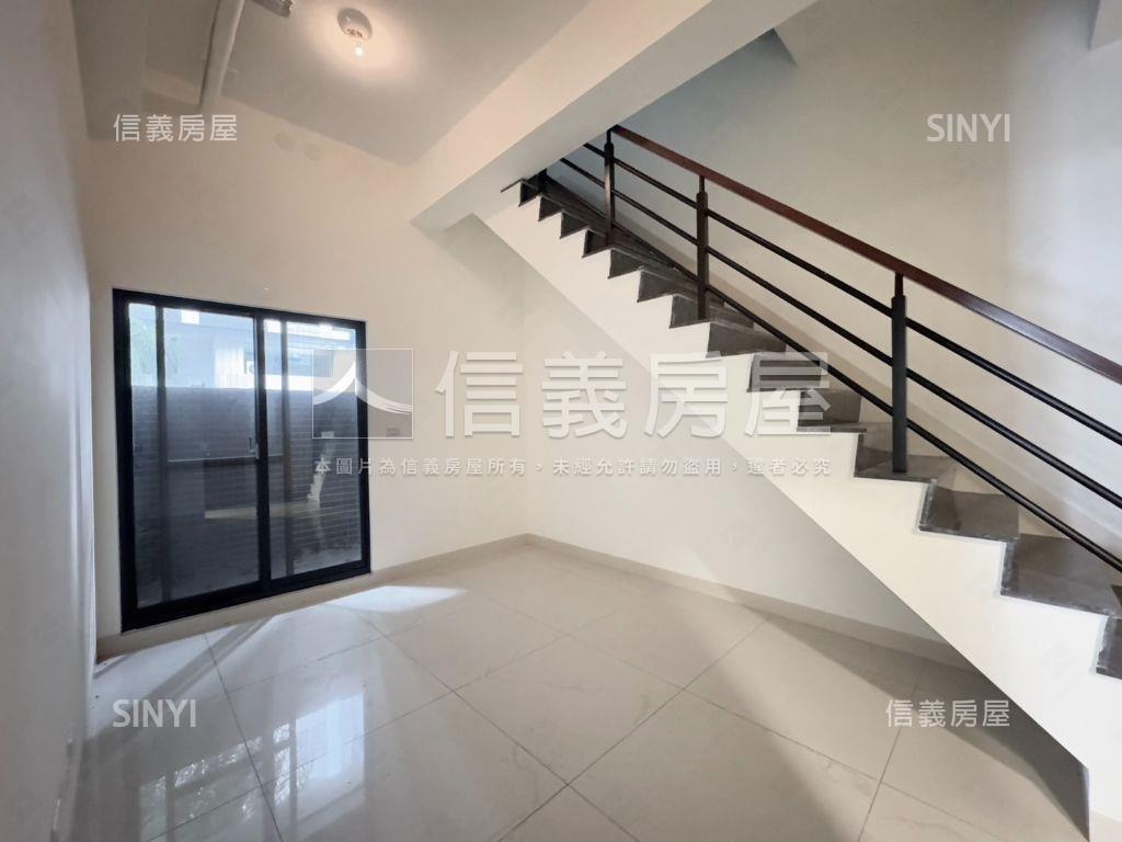 高醫面寬金店面Ａ房屋室內格局與周邊環境