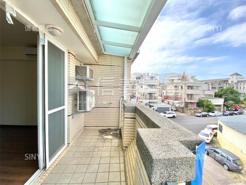 南社路別墅前院停車房屋室內格局與周邊環境