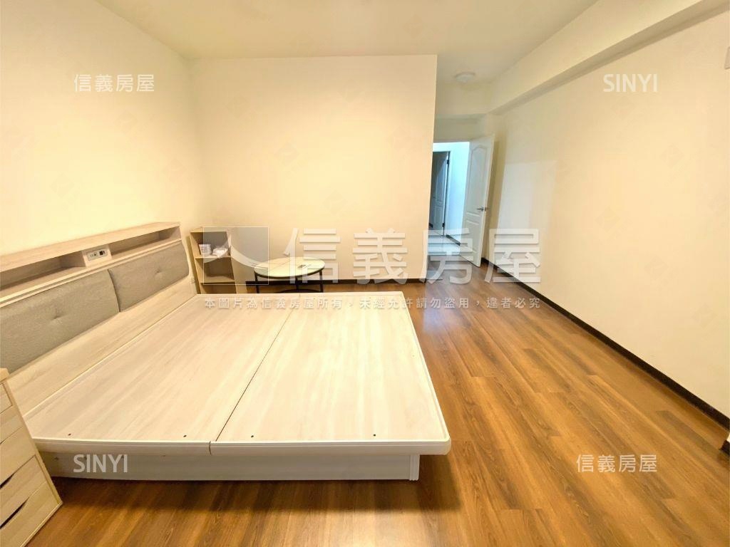 南社路別墅前院停車房屋室內格局與周邊環境