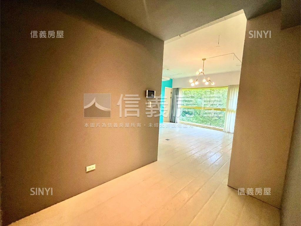 小宅Ｂ區採光兩房車位房屋室內格局與周邊環境