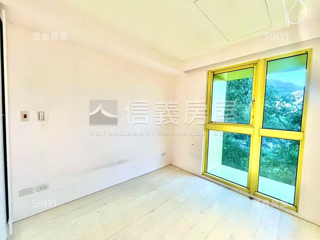 小宅Ｂ區採光兩房車位房屋室內格局與周邊環境