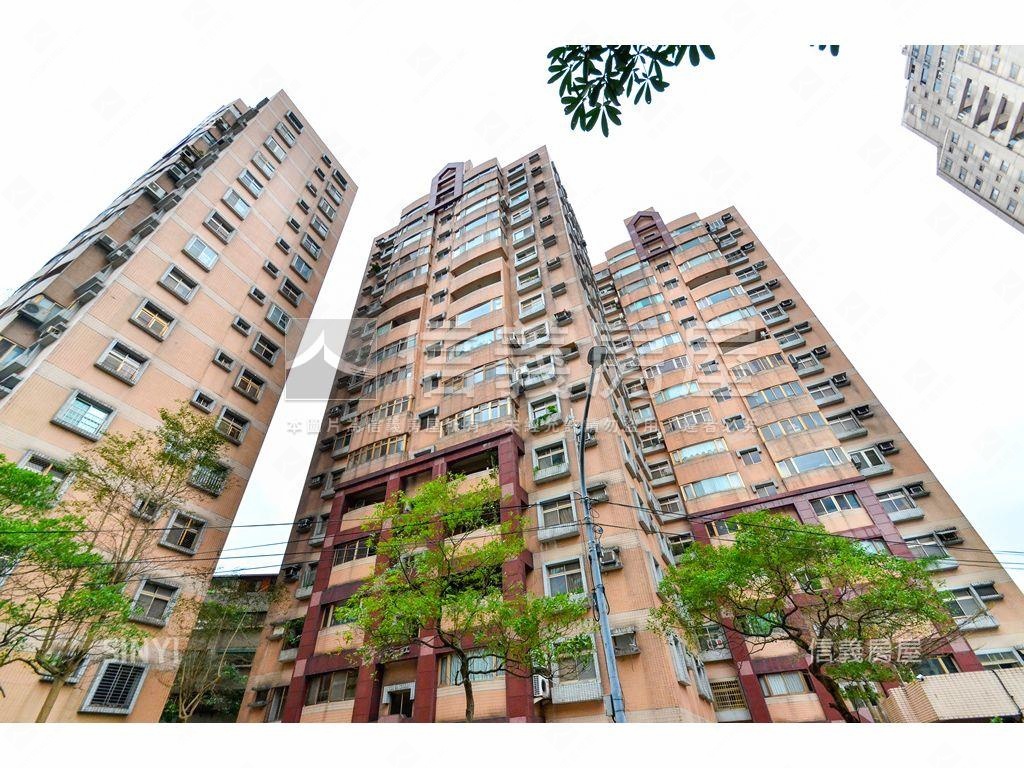 極景虹區稀有一樓房屋室內格局與周邊環境