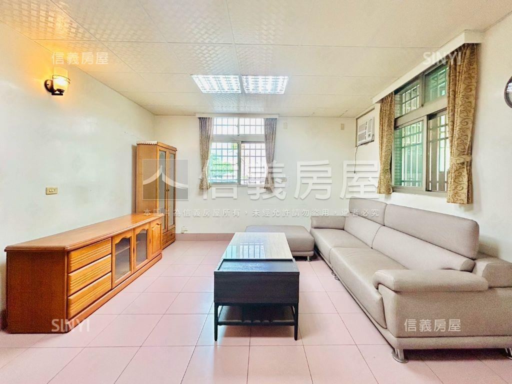 安南區｜郡安路邊間角窗透房屋室內格局與周邊環境