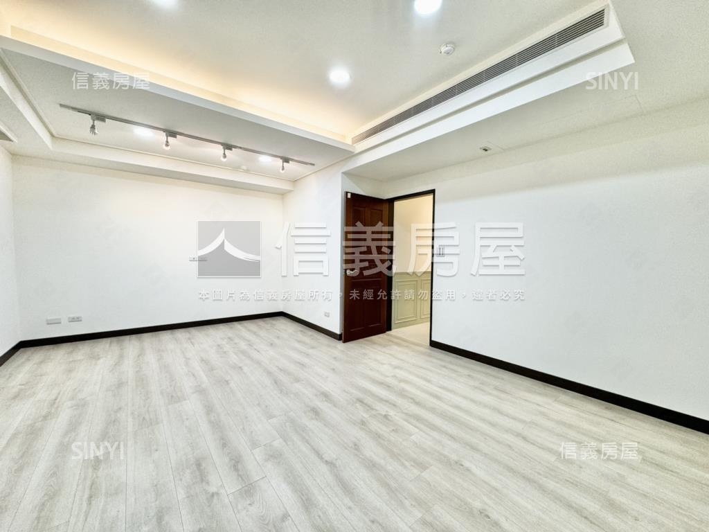 家麒文化優美四房車位房屋室內格局與周邊環境