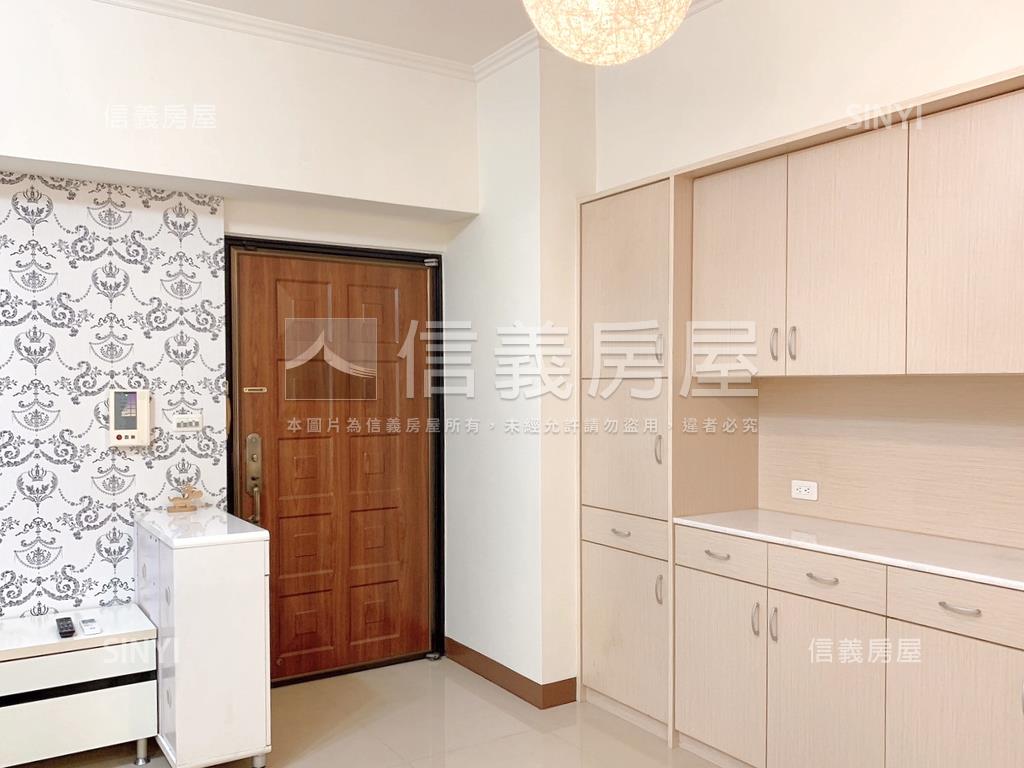 美術館｜馬爾地夫精美２房房屋室內格局與周邊環境