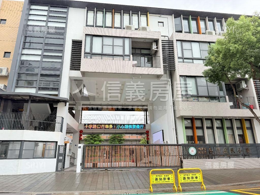 桃園市府郵局低總電梯套房房屋室內格局與周邊環境