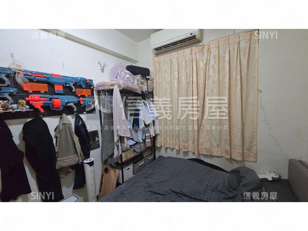 正後港標緻四樓房屋室內格局與周邊環境