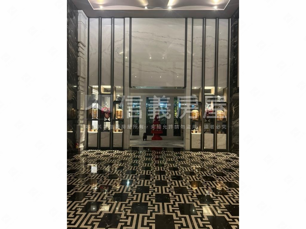 帝璽後棟高樓帝景房屋室內格局與周邊環境
