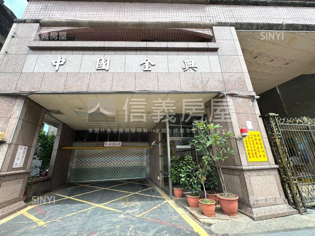 中國金典一樓美宅房屋室內格局與周邊環境