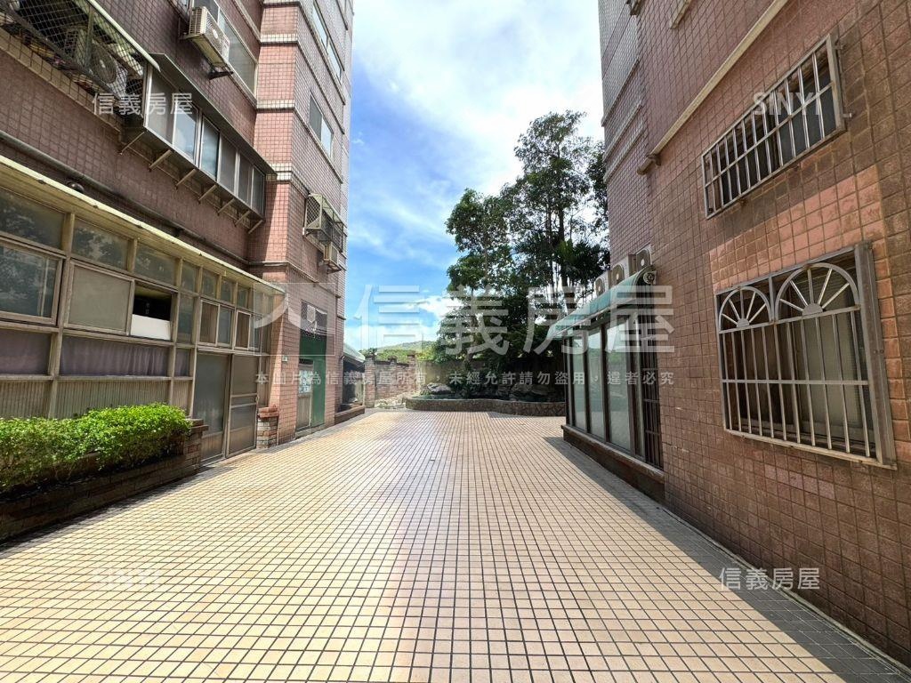 中國金典一樓美宅房屋室內格局與周邊環境