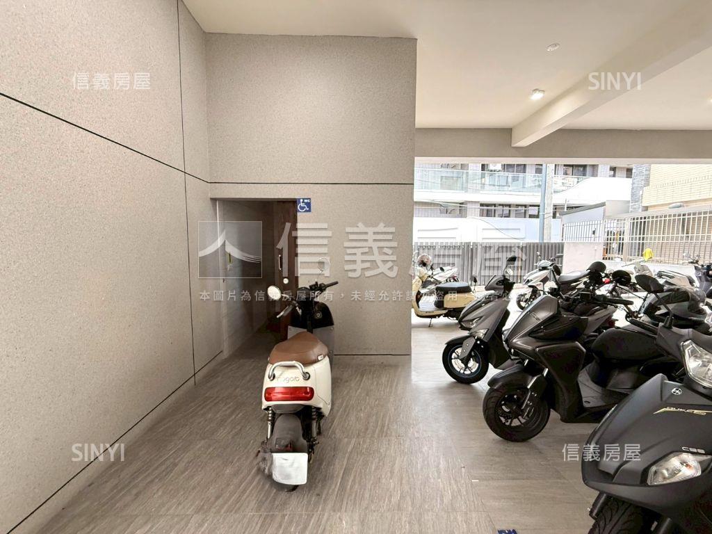 首購首選輕裝潢四房房屋室內格局與周邊環境